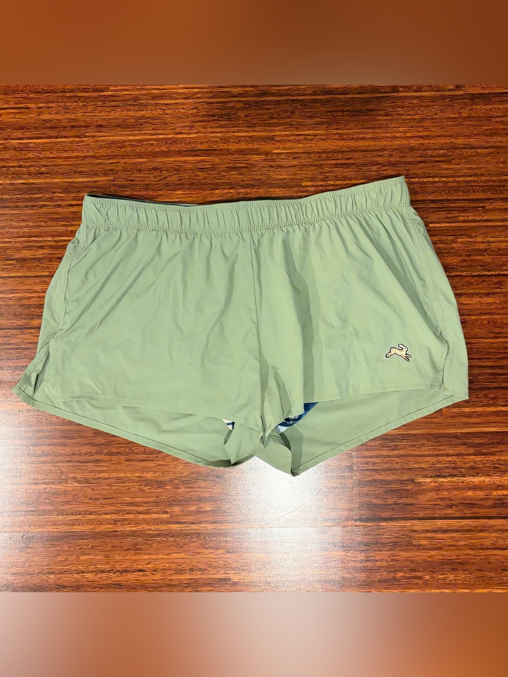 Tracksmith lined Seasion running shorts size large green sage 3” inseam